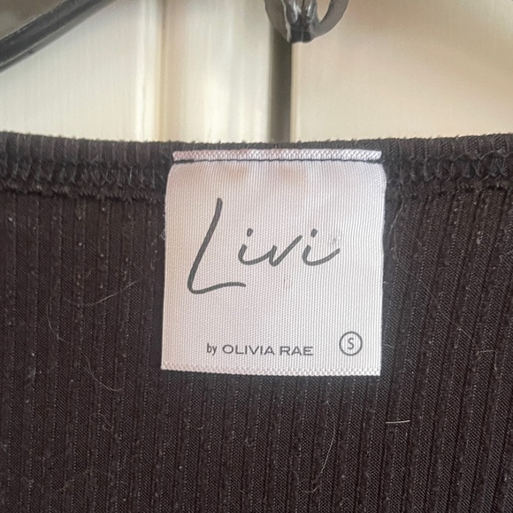 Olivia Rae Black Ribbed Top - Picture 2 of 4